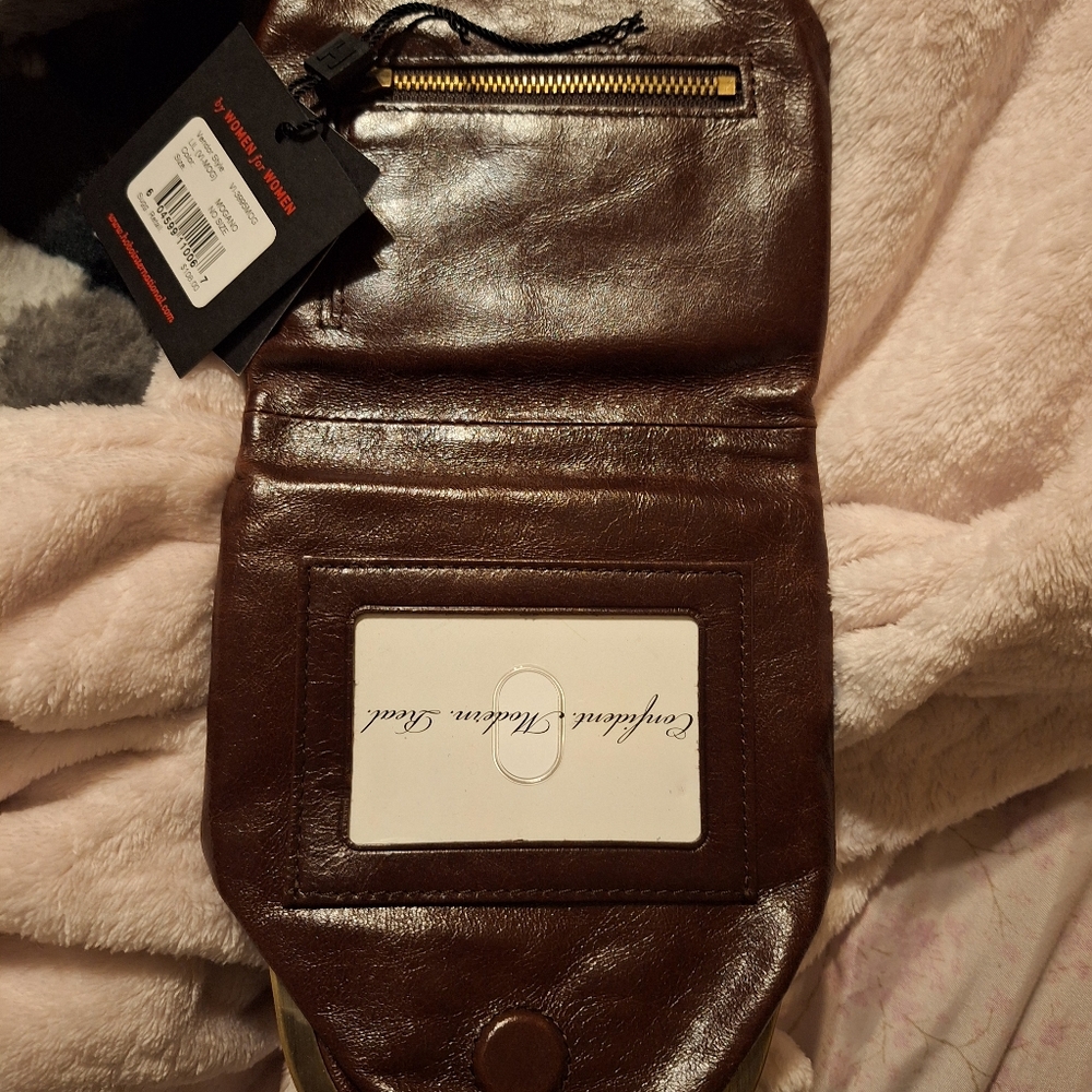 Vintage hobo international wristlet nwt